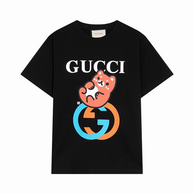 高端品质，独家定制，Gucci 卡哇伊系列字母Logo圆领短袖，采用定织定染高克重原版面料，洗水完高达280G纯棉面料，螺纹增加到2.7不变形。，1-1工艺制作