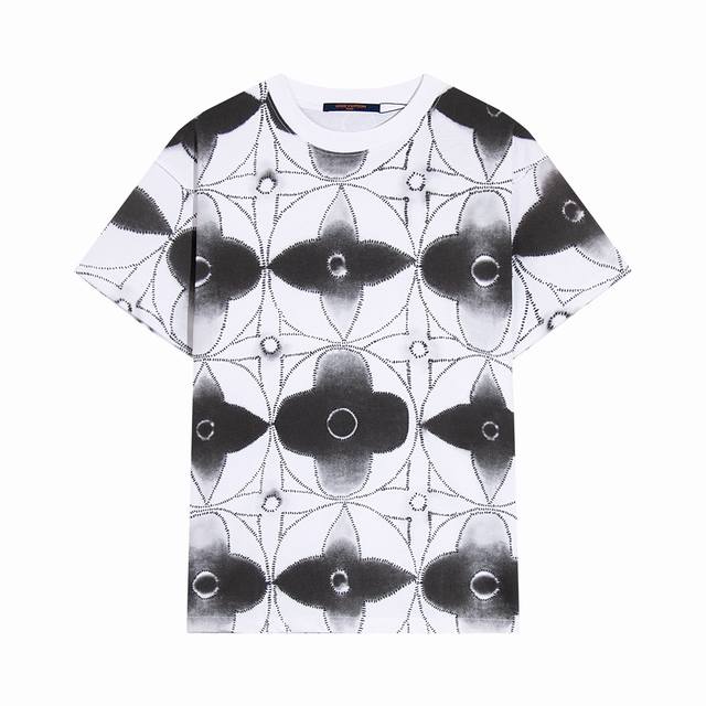 高端品质，独家定制，Lv水墨印花Logo圆领短袖，采用定织定染高克重原版面料，洗水完高达280G纯棉面料，螺纹增加到2.7不变形。，1-1工艺制作，宽松Over