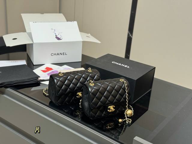 折叠盒飞机盒 Size：17*13Cm 20*12Cm 香奈儿 金球方胖子 柔软舒适又百搭 手感软软糯糯了
