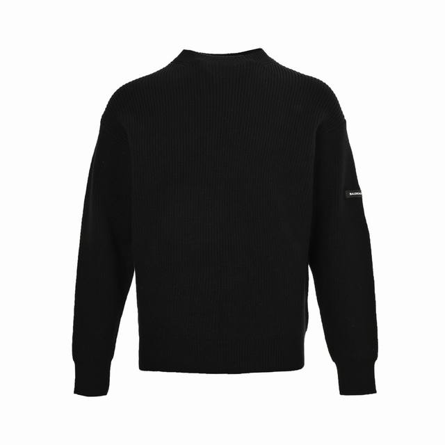 Balenciaga 巴黎世家 24Fw 袖标针织圆领毛衣 原10,600购入，定织新疆45支精纺羊毛纱线，不易起球，防缩水，抗变形。慈星Cx机型双系统，7针5