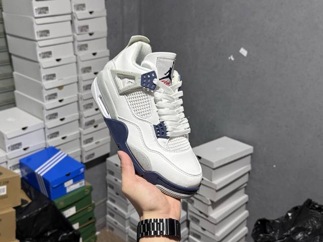 头层特价外贸专供 补货首选速度Air Jordan 4 Se “University Blue”白奥利奥 乔丹Aj4中帮休闲运动篮球鞋 只需一看便知鞋款身份的独