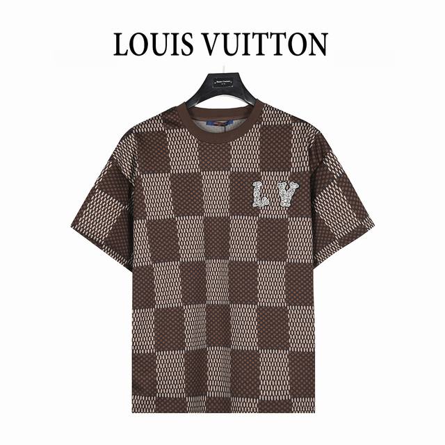 Louis Vuitton 路易威登 25Ss 菲董联名棋盘格水钻毛织短袖T恤 盘毛织短袖工艺说明：此款对板定染色。 采用40支双股赛络纺纱，面部无毛刺光滑柔软