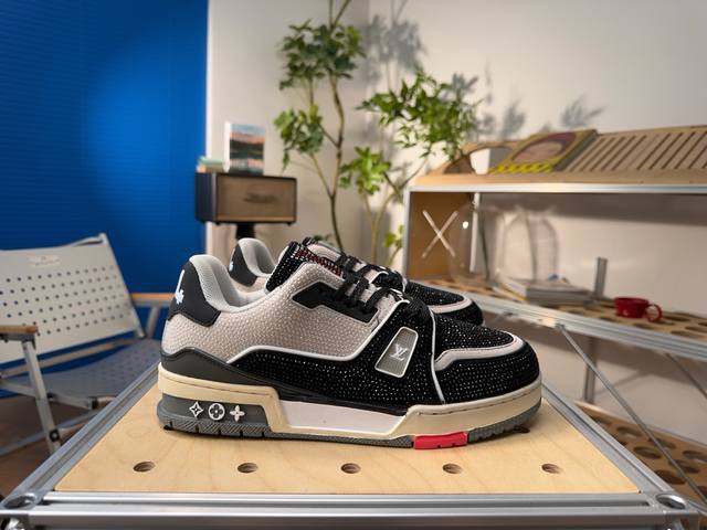 Louis Vuitton 路易威登 Lv 低帮 尺码：40-45