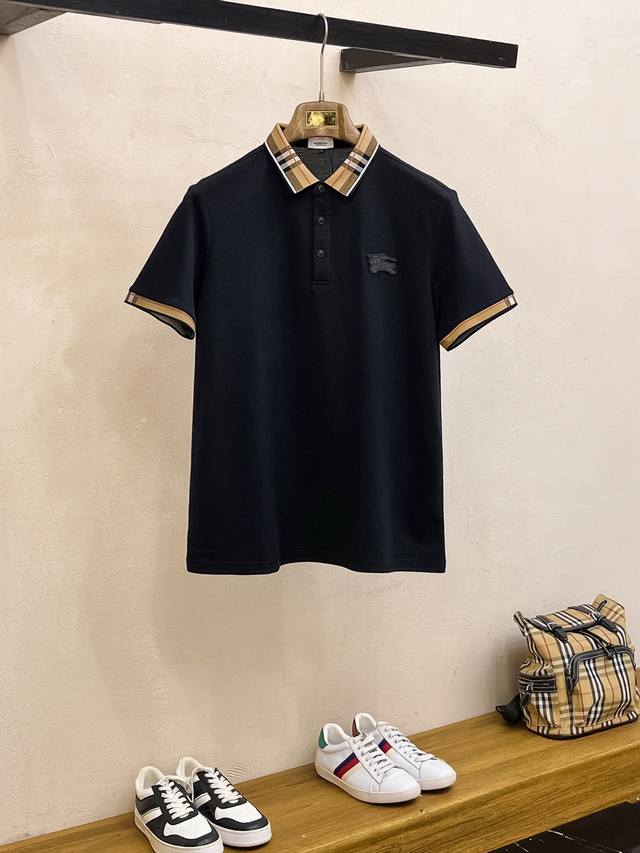 巴宝莉 2025Ss夏季新款 Logo男士翻领Polo衫！经典商务男款，高端男装的天花板级别的商务男款！简约时尚大气不失优雅，单穿内搭体面过人，品质控 细节控的