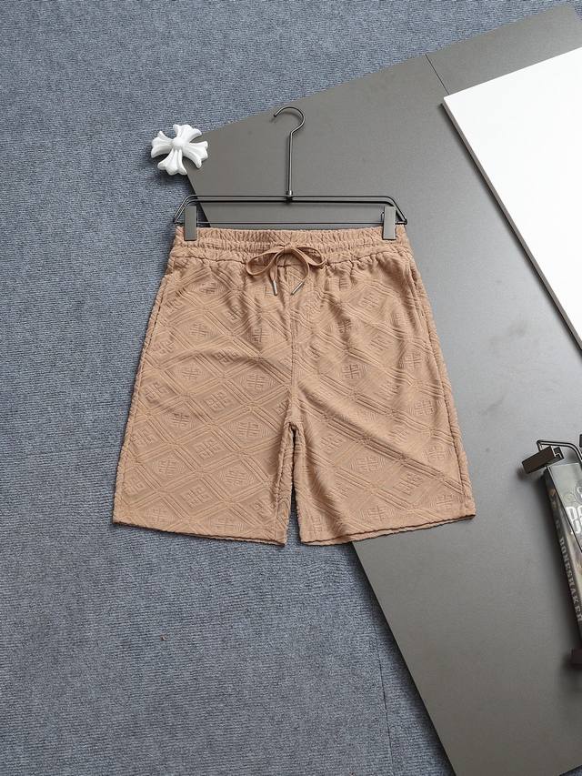 纪梵希Givenchy 微宽版型Xs S M L 25Ss最新最顶级 新款暗纹毛巾绣花 最顶级的品质专柜原单短裤 顶级制作工艺进口面料，专柜款独特设计，采用进口