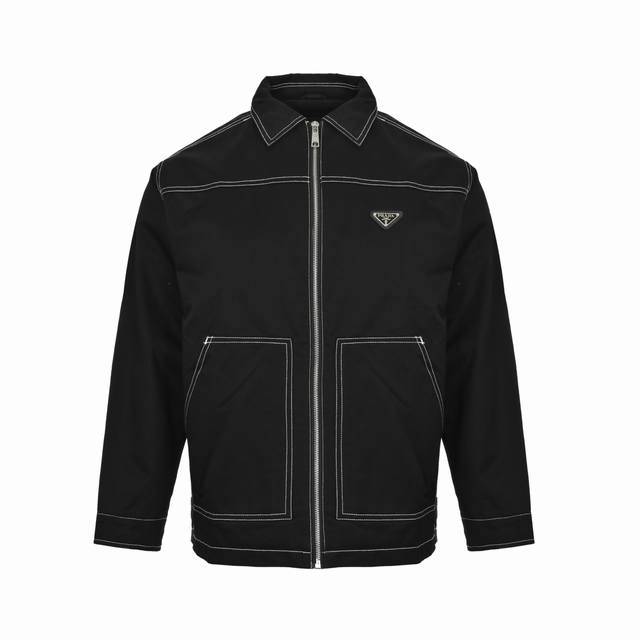 Prada 普拉达 撞色明线帆布夹克外套 原版20900购入，100%全棉，高密仿天丝帆布布料，看似普通的一件上衣，实则因撞线设计变得复杂无比。门襟车线为难点，