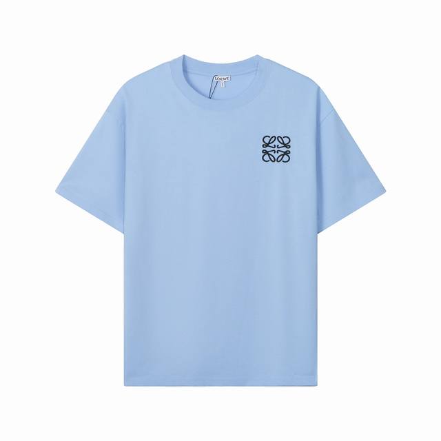 0205款，高端定制，独家最高品质版本Loewe*家刺绣Logo圆领短袖T恤，采用独家定制290G原版1:1双股双纱纯棉面料，定织定染同缸无色差罗纹，定制1:1
