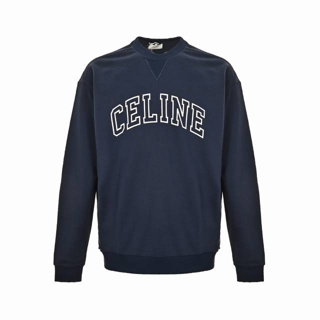 Celine 赛琳 胸口字母印花圆领卫衣 法国时尚奢侈品牌Celine秉持风格美学，不断的在探索中前进，设计出很多的经典图案非常有辨识度也让人铭记于心。官网经典