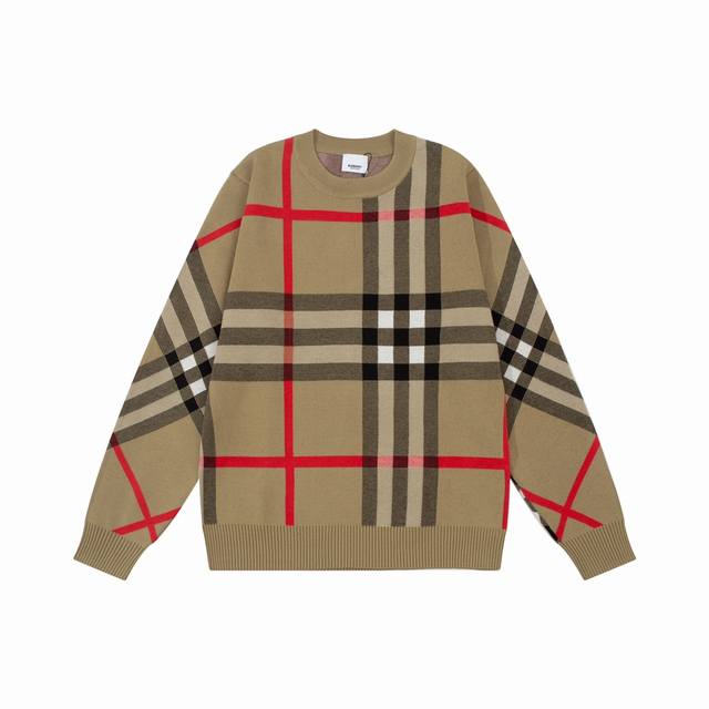 Burberry 巴宝莉。拼色格子圆领经典拼色 全部对色定染含羊毛的棉纱线，柔软亲肤，双层针织很厚实，手感无敌好，拿到手里就能感受出它的质感随便一套就能出门很万