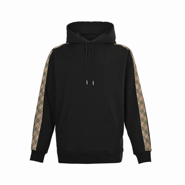 Burberry 巴宝莉 25Fw 侧边菱格织带套装连帽卫衣 #客订高版本，欢迎比对市场其它版本品质 选用轻盈翻面绒棉质面料打造而成，通过高密度棉纤维在单层面料