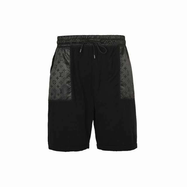 Louis Vuitton 路易威登 25Fw针织提花拼接锦纶嵌饰抽绳短裤 白色原版1 0购入，本款短裤裤身取材100%素雅棉质针织，两侧大口袋及后侧口袋龟背以