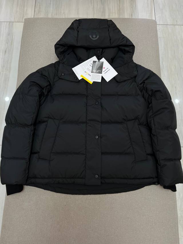 Lululemon丨Wunder Puff Jacket Lululemon女士五格羽绒服外套 这款温暖的羽绒外套伴你度过寒冬；下摆可调节，按需造型，同时锁住热