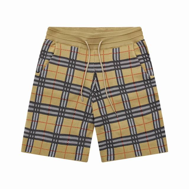Burberry 巴宝莉 格子 经典款 Ss新款针织短裤，定制面料采用威化布织法，提花针织工艺，版型紧致立体，4杠拼接，定制裤绳五金质感强，顺滑，上身舒适透气，