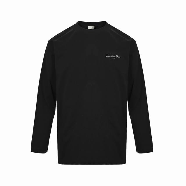 Dior 迪奥 经典前后斑驳字母印花长袖 采用定制面料。添加杜邦公司Sorona 索罗娜 材料，亲肤性好、长效抗菌、防螨，更耐洗，棉线经过反复处理，移除劣质段粗