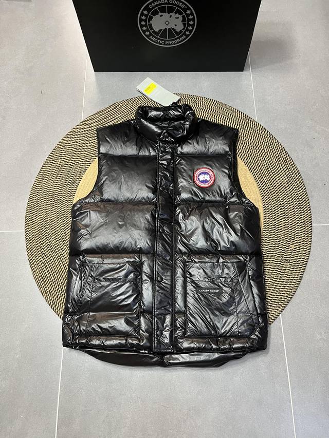 黑色 Canada Goose 大鹅10款马甲羽绒服 顶级版本 经典款 Xs- Xxl码数 P价格P优势