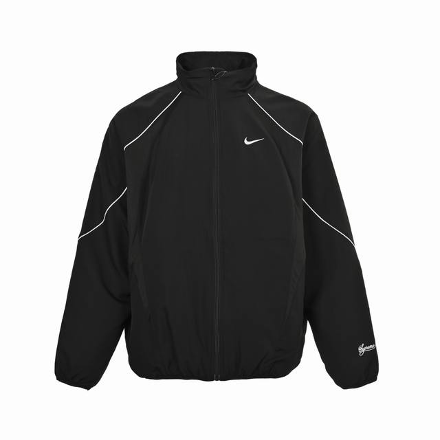 Supreme & Nike 25Ss 联名Swoosh图案立领夹克外套 三色全部购入原版开发，面料定织定染，25年春夏第4周，与Nike的联名系列中，此款运动