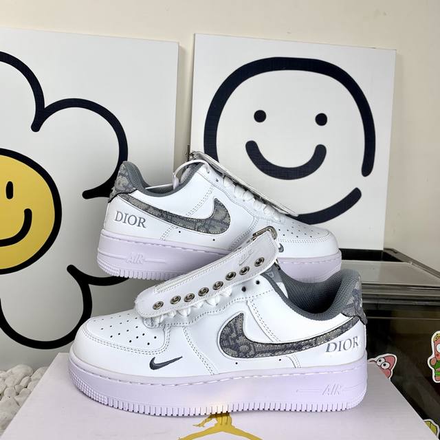Nk Air Force 1 Low Af1 空军一号 空军白灰迪奥盖头 高版本套楦工艺 正确版型 码数36-44 男女现货.