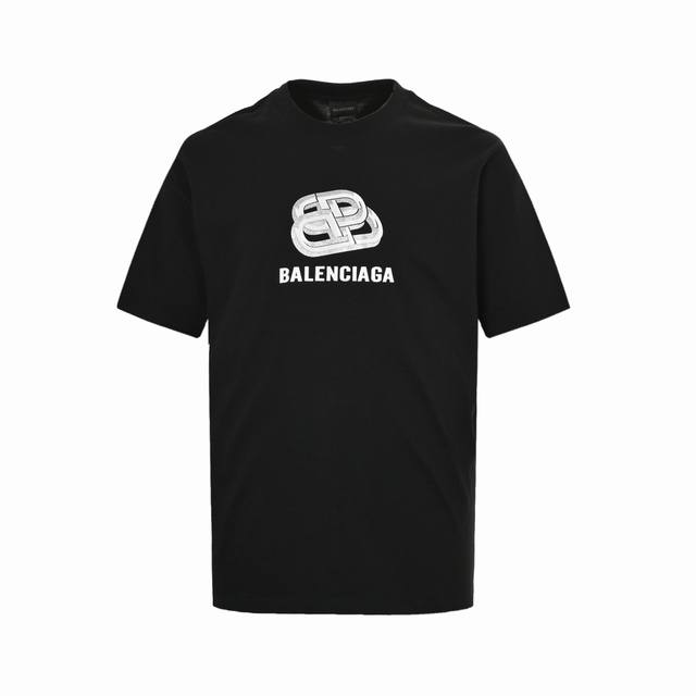 Balenciaga 巴黎世家 25Ss 锁扣烫银压胶字母短袖 面料采用高克重260G重精梳棉，定制1:1螺纹，面料舒适亲肤无异感， 制定染面料，纺织密度高，垂