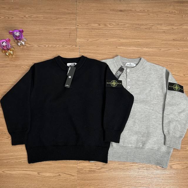 供 控 Stone Island 石头岛圆领纽扣毛衣卫衣 实拍品质 放心入手 面料采用高品质高厚度针织毛衣 高克度毛衣 经典不失简单 面料当季必备 可外搭可内穿