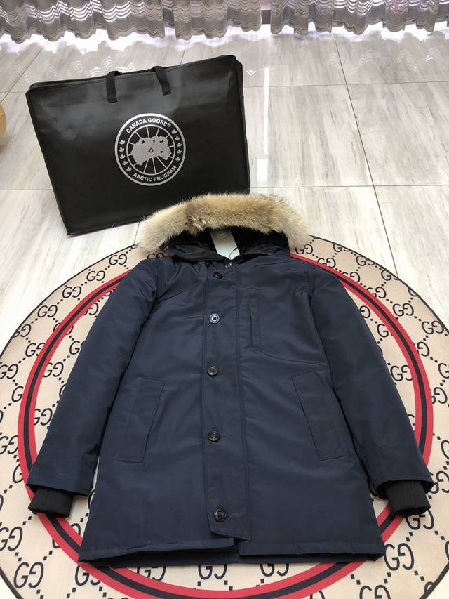 Canada Goose 加拿大鹅06款 定制原厂一致防水面料 面料柔软密度高 色卡全部对位Zp原色 非市场错误配色 实物图可见光 内胆采用330T高端防漏绒布