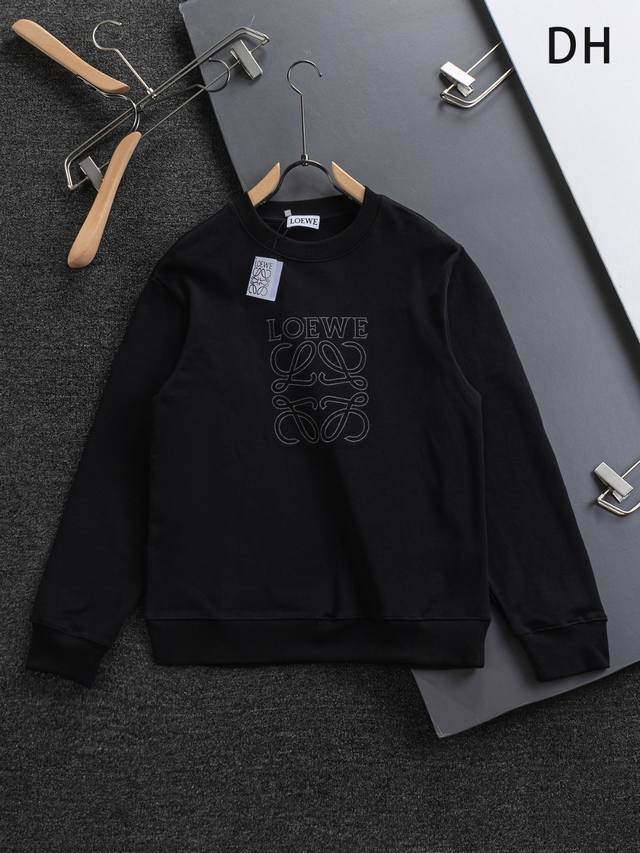 Loewe 罗意威 高版本 微宽版型S-Xl 罗意威25Ss 秋冬款卫衣 新品官网同步发售胸前大Logo激光贴布刺绣重工艺 男女同款！短袖不在千篇一律的大众脸，