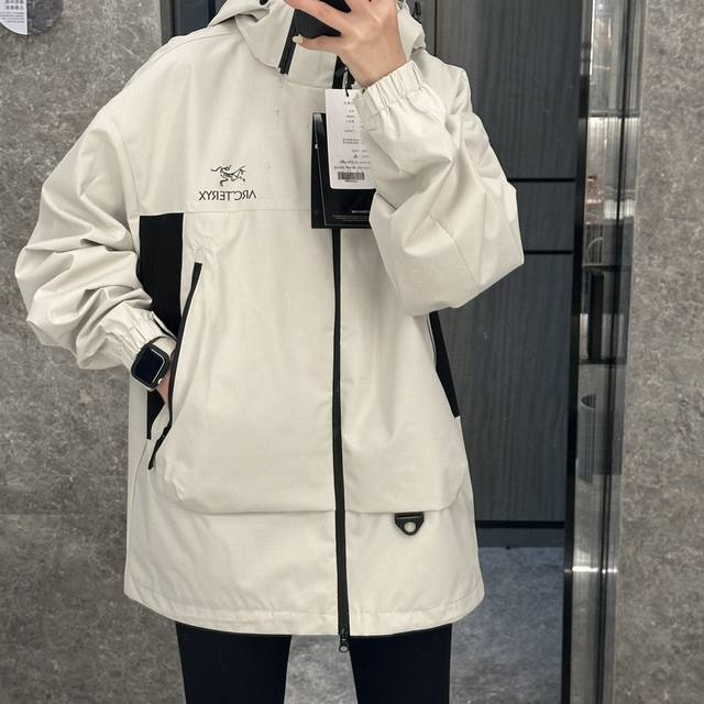 Arcteryx 始祖鸟 Gore-Tex 防风防水软壳拼接户外冲锋衣