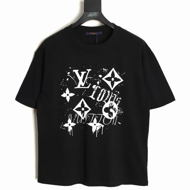 Louis Vuitton 路易威登 25Ss春夏新款 老花涂鸦印花短袖T恤 双纱面料280克纯棉重磅营造的 纺织密度高 垂感佳 不易变形 厚织感加上紧密纺纱工