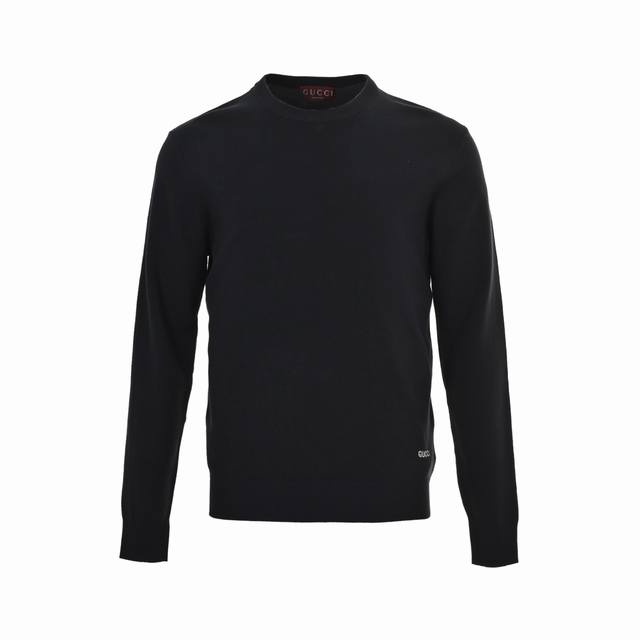 Gucci 古驰 25Fw 下摆嵌花针织圆领毛衣 定织奢品丝棉雅致针织料，嵌花提花织法，精细编织不仅确保了图案的清晰度，还大大增强了织物的耐用性， 接缝立体缝线