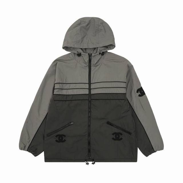 Chanel 香奈儿 双C刺绣复古拉链连帽风衣外套 Size: Xs-L