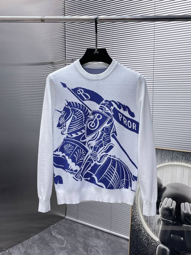 巴宝莉 Burberry 2025秋冬新款 羊毛混纺 圆领 长袖 毛衣 羊毛衫 打底衫，高端版本！专柜定制面料 透气舒适度高，细节无可挑剔，品牌元素设计理念，体