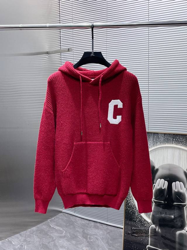 赛琳 Celine 顶级版本 2025Ss新款 羊毛混纺 连帽 长袖 毛衣 羊毛衫 打底衫，高端版本！专柜定制面料 透气舒适度高，细节无可挑剔，品牌元素设计理念