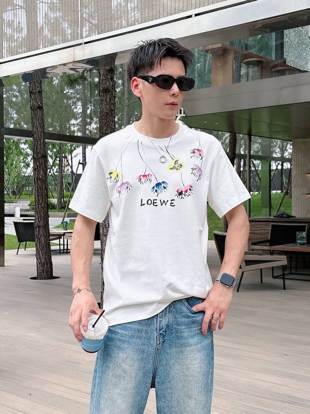 Loewe 罗意威独家专供新款原单男士休闲短袖 高端定制 高版本 时尚百搭爆款进口面料 手感超柔软细腻 穿着亲肤舒适 高端精品 代工厂P精细做工 上身非常赞 男
