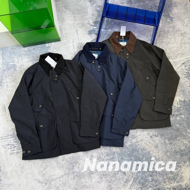 25Aw Nanamica 猎装夹克帽子可拆卸 25秋冬新色提前发布，尼龙双层面料，Pertex防水，25年秋冬新色已经提前出货。 胸围 衣长 肩宽 S 118