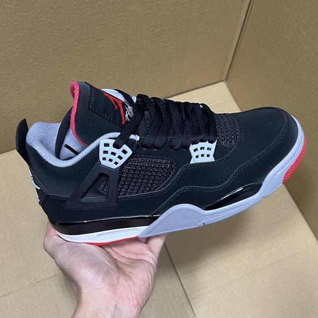 特价 外贸纯原Aj4特价福利！ 尺码36-47.5全码输出！ 福利套现！看材质做工也能一眼区分好坏！独立配色 非市场流通版本，绝对物超所值！