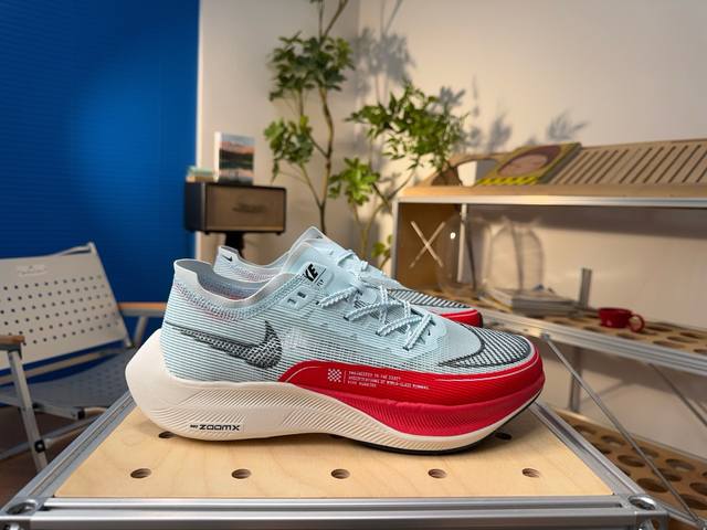 Nike Zoomx Vaporfly Next% 2 Neon 低帮 训练 马拉松 跑鞋 尺码：36 36.5 37.5 38 38.5 39 40 40.5