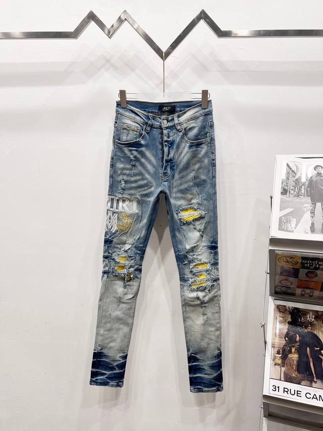 款号: C073 Amiri & 阿米日 2025新款重工刺绣字母黄色补丁情侣款水洗弹力牛仔裤 顶级天花板品质 不同水洗质感的款式，对腿细腿粗人士十分友好，直筒