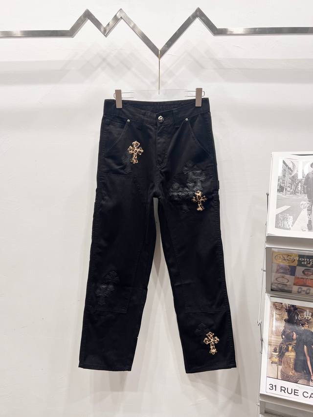 款号: C090 克罗心2025新款工装伐木黑豹纹十字架拼皮情侣款宽松牛仔裤 高版本高版本 顶级天花板品质 不同水洗质感的款式，对腿细腿粗人士十分友好，直筒宽松