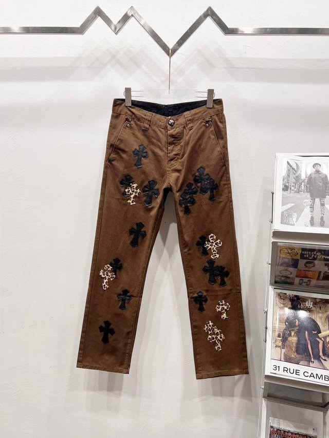 款号： R030 克罗心2025新款限定深棕斑马纹十字架贴皮情侣款水洗牛仔裤 高版本高版本 顶级天花板品质 不同水洗质感的款式，对腿细腿粗人士十分友好，直筒的版