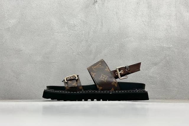 福利特价 Louis Vuitton Lv路易威登2025夏季新款女士沙滩鞋凉鞋系列 鞋面：Lv经典老花面料搭配原版开模五金金属扣件 大底：原版开模大底 鞋码: