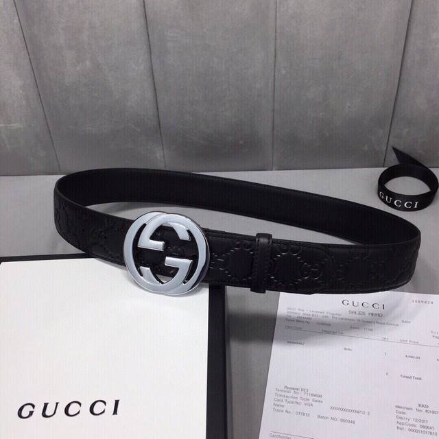 上新 Gucci古驰男士皮带腰带 经典全皮压花，南非皮底！精品双G钢扣 全套包装发票！打孔器！专柜同款！ 经典百搭，价格P也是超级白菜价！ 尺寸：宽3.8 长度