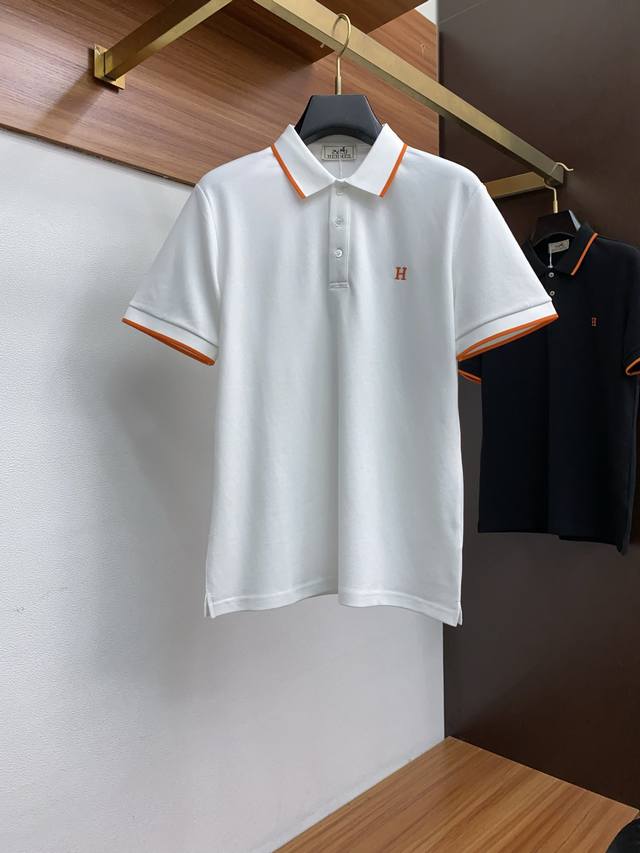 阿玛尼 2025春夏新品细纹珠地商务Polo，极简的衣身造型！ 顶级针织棉质混纺质地 整体的触感极为舒适，弹力十足亲肤效果高级，经典时尚翻领 Polo衫短袖 贸