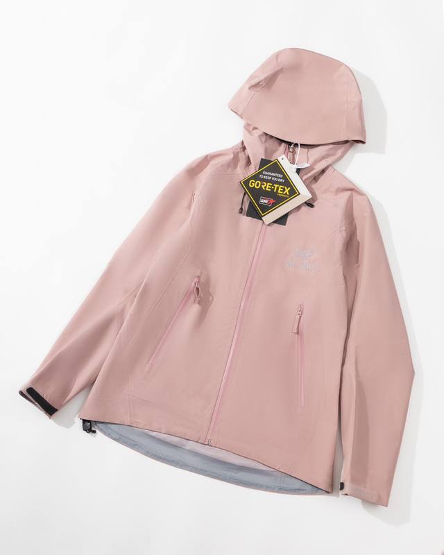 顶级版本 贝栗粉白底 款号J88 Arc‘Teryx Beta Lt Gore-Tex Jacket-Men's始祖鸟户外防水硬壳全压胶冲锋衣夹克外套 -Yb四