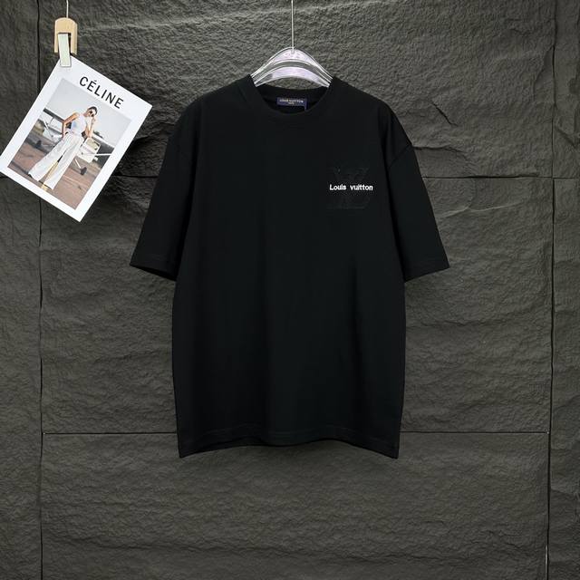 驴家2025新款刺绣字母Logo情侣款短袖T恤 高版本高版本 原版面料 数码直喷印花工艺 网红明星同款 高版本 高 品质 面料采用300克纯棉面料 手感超级舒服