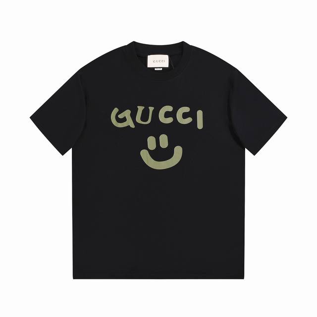 特价Xs28 特 一件 商品售出 不 不退不换 没有质量问题！ 高品质Gucci 古驰 带芯片春秋笑脸短袖T恤。全新标语系列，宽松Os版型更为适合搭配各种潮流时