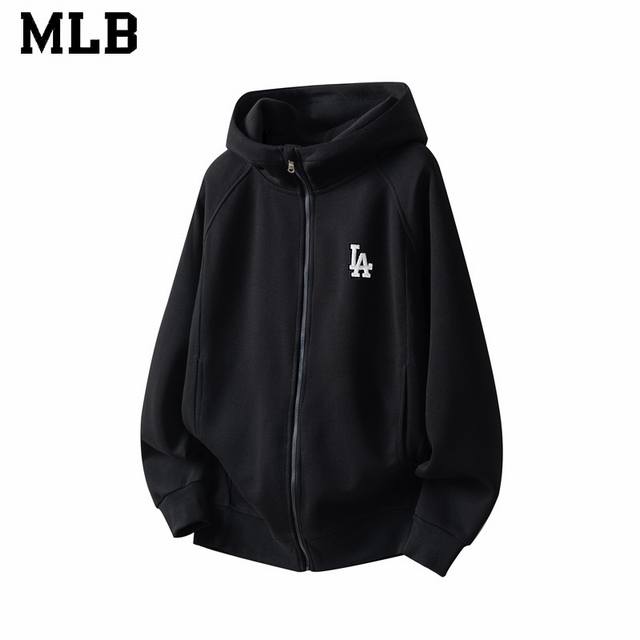 上新: 秋冬新款Mlb刺绣日系连帽开衫卫衣，上身效果超级好，显瘦显白效果一级棒哦！男女同款情侣款，小红书 Ins 爆火， 采用420G精梳纯棉面料 上身柔软舒适