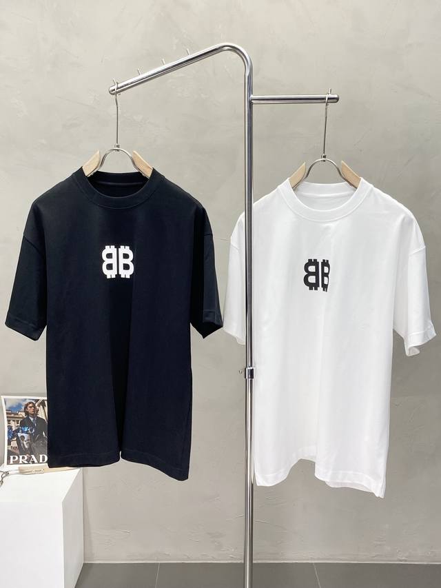 Balenciga巴黎世家独家专供新款原单男士休闲短袖 高端定制 高端版本 时尚百搭爆款进口面料 手感超柔软细腻 穿着亲肤舒适 高端精品 代工厂P精细做工 上身