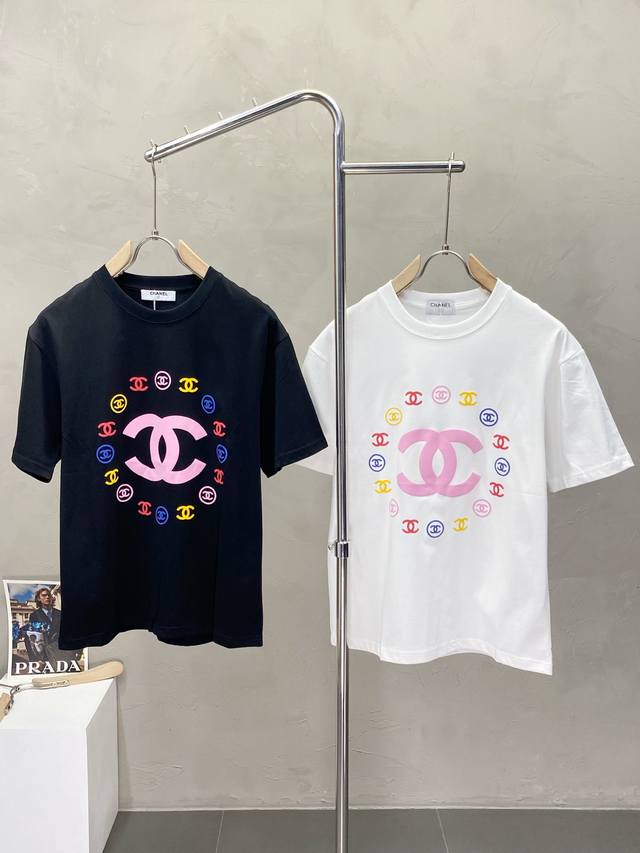 Chanel香奈儿独家专供新款原单男士休闲短袖 高端定制 高版本 时尚百搭爆款进口面料 手感超柔软细腻 穿着亲肤舒适 高端精品 代工厂P精细做工 上身非常赞 男