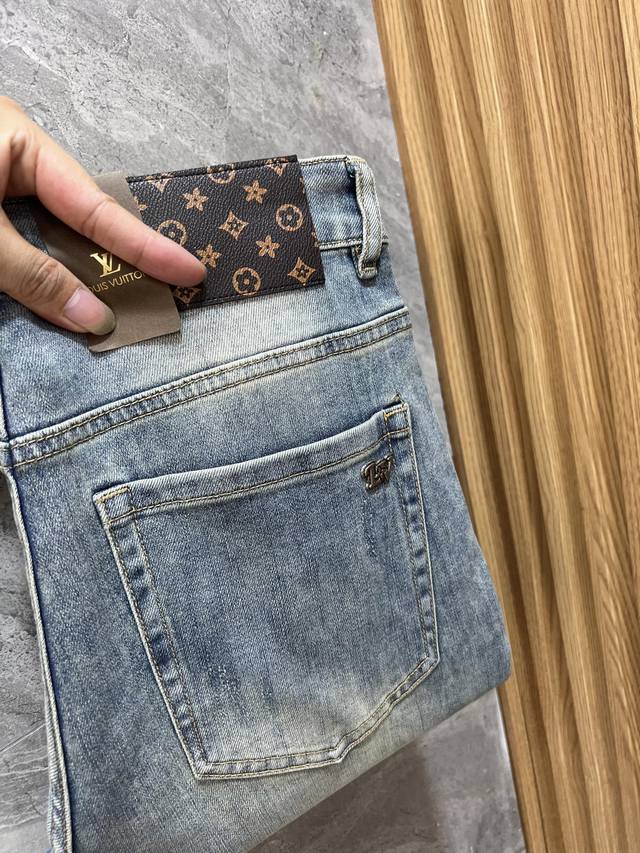 Lv 路易威登 2025春夏新品 三标齐全 牛仔裤 好货不用过多介绍 看细节 专柜码数：29-38 175 140上身32码