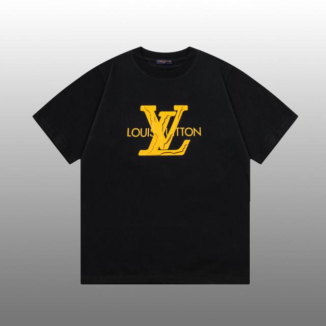 Louis Vuitton 路易威登 立体Logo百搭潮流短袖T恤 吊牌 领标 水洗唛 三标齐全 高端26S双纱面料男女同款 尺码：S-Xxl 颜色：黑色，白色