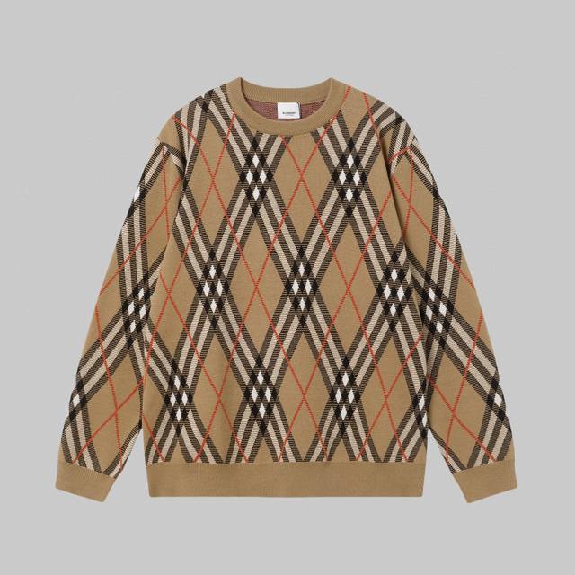 高品质 Burberry巴宝莉24秋季格纹圆领套头毛衣情侣款 非常保暖舒适 做工相当到位 高端大气上档次的款式 码数:Xs-L